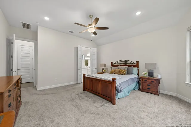 $540,000 | 123 Low Mdw Drive, Universal City, TX 78148