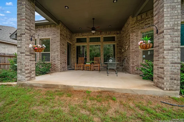 $540,000 | 123 Low Mdw Drive, Universal City, TX 78148