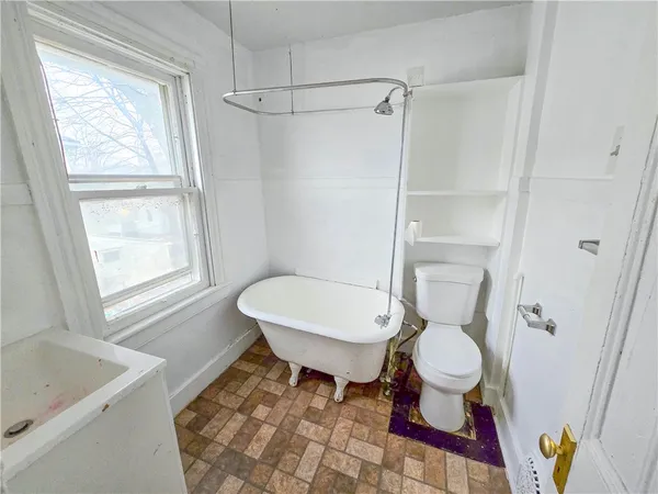 $89,900 | 41 Woodward Street, Rochester, NY 14605