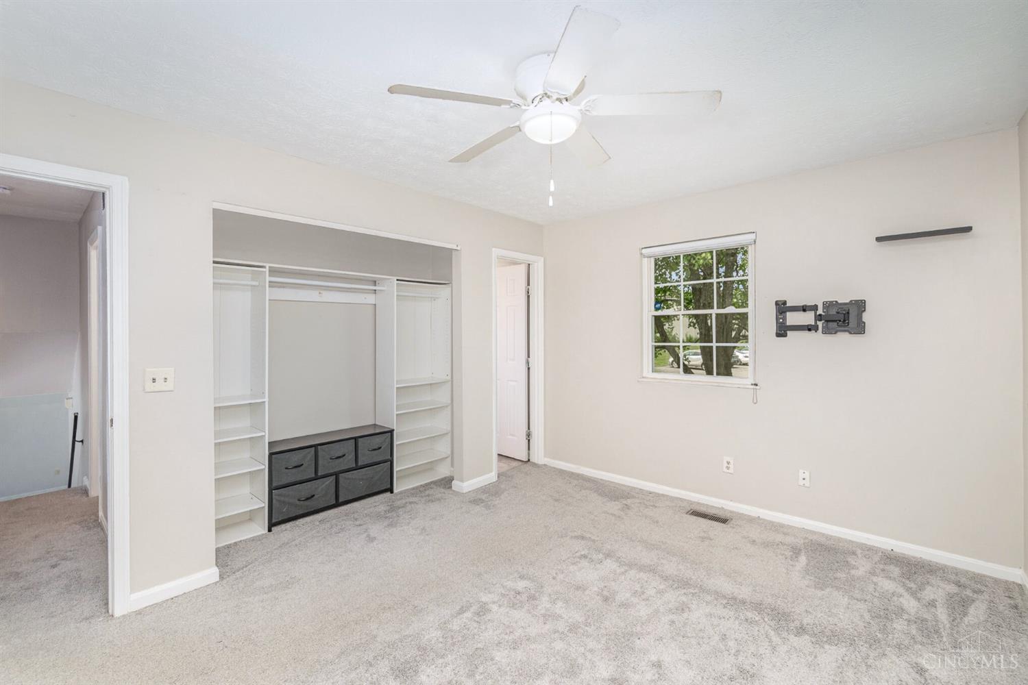 1159 Ferris Road Amelia, OH 45102 - Photo 13 of 29 Gallery Image 13