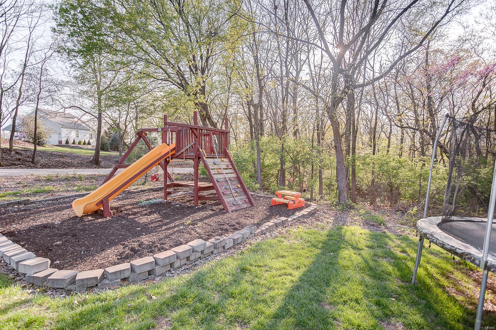 483 Hill Castle Road Columbia, IL 62236 - Photo 88 of 91 Gallery Image 88