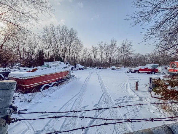 $750,000 | 1351 County Road 83, Maple Plain, MN 55359