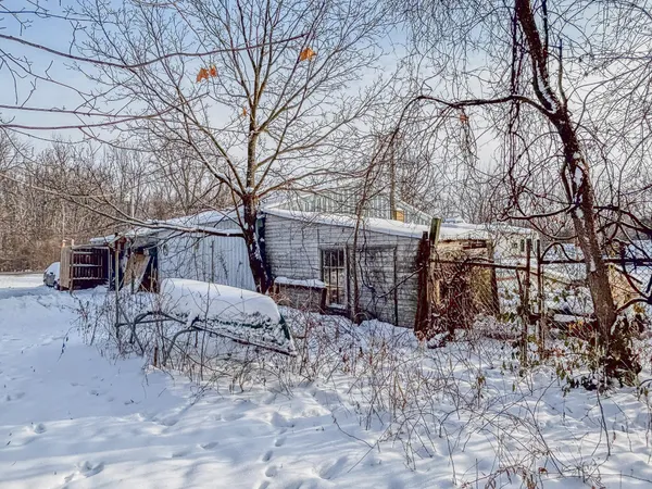 $750,000 | 1351 County Road 83, Maple Plain, MN 55359