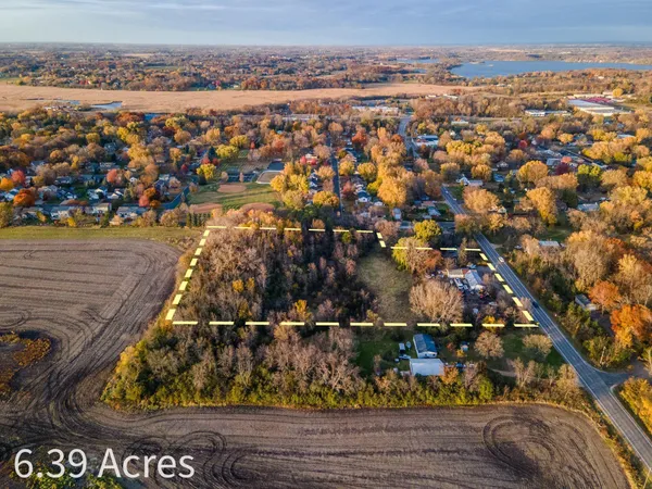 $750,000 | 1351 County Road 83, Maple Plain, MN 55359