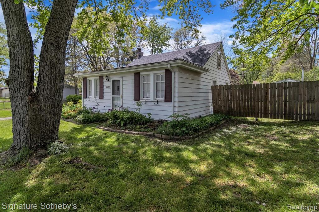 2694 Hessel Avenue Rochester Hills, MI 48307 - Photo 6 of 15