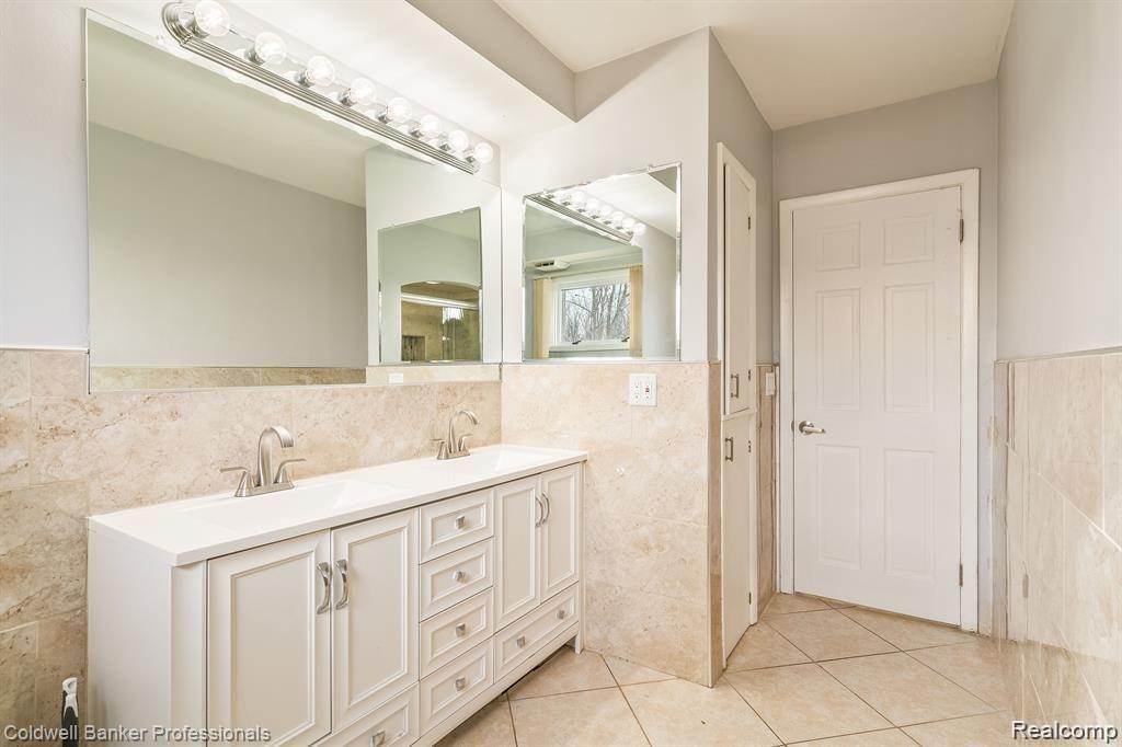 7851 East Haggerty Road Belleville, MI 48111 - Photo 8 of 16