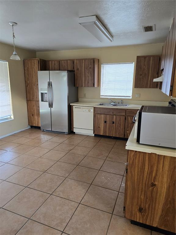 710 Stillview Circle Brandon, FL 33510 - Photo 5 of 5 a large bathroom with a large tub shower and sink