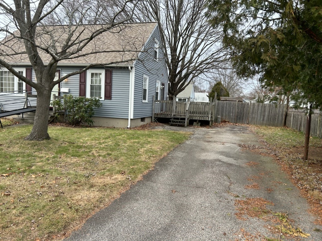 77 Johnson Avenue Warwick, RI 02886 - Photo 3 of 6