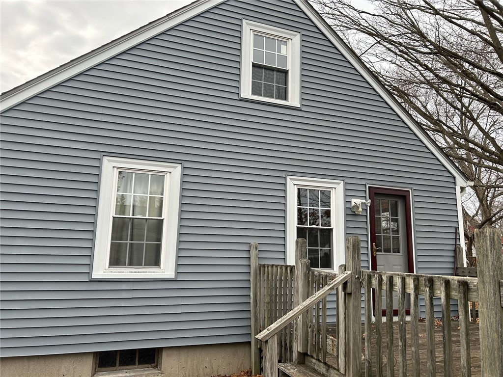 77 Johnson Avenue Warwick, RI 02886 - Photo 4 of 6