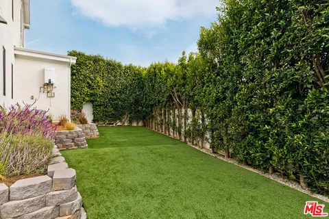 $3,349,000 | 8227 Stewart Avenue, Los Angeles, CA 90045