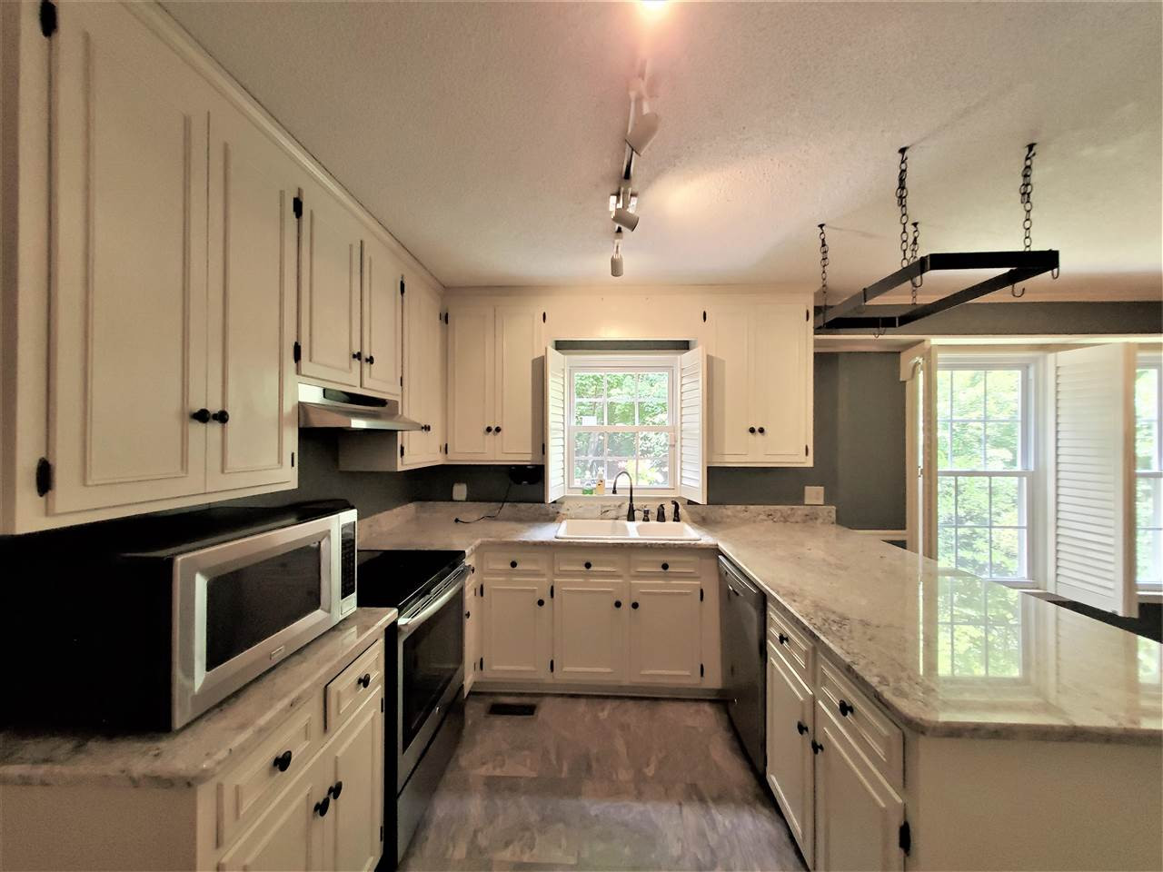2006 Bivins Road Durham, NC 27712 - Photo 19 of 30 Kitchen