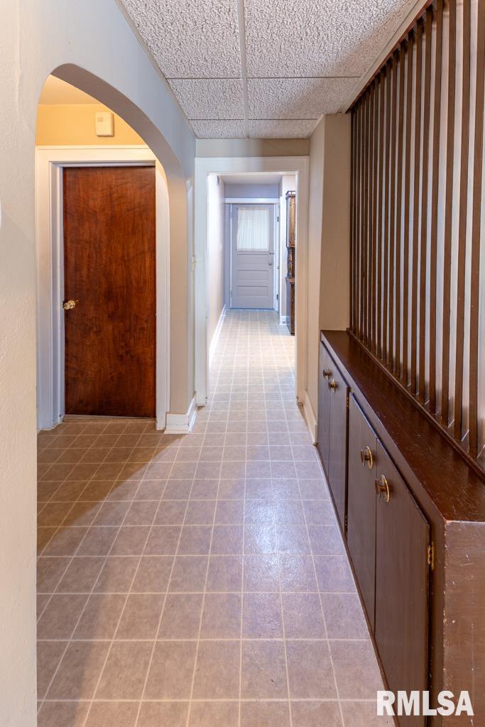 404 Highview Road East Peoria, IL 61611 - Photo 17 of 46 Gallery Image 17