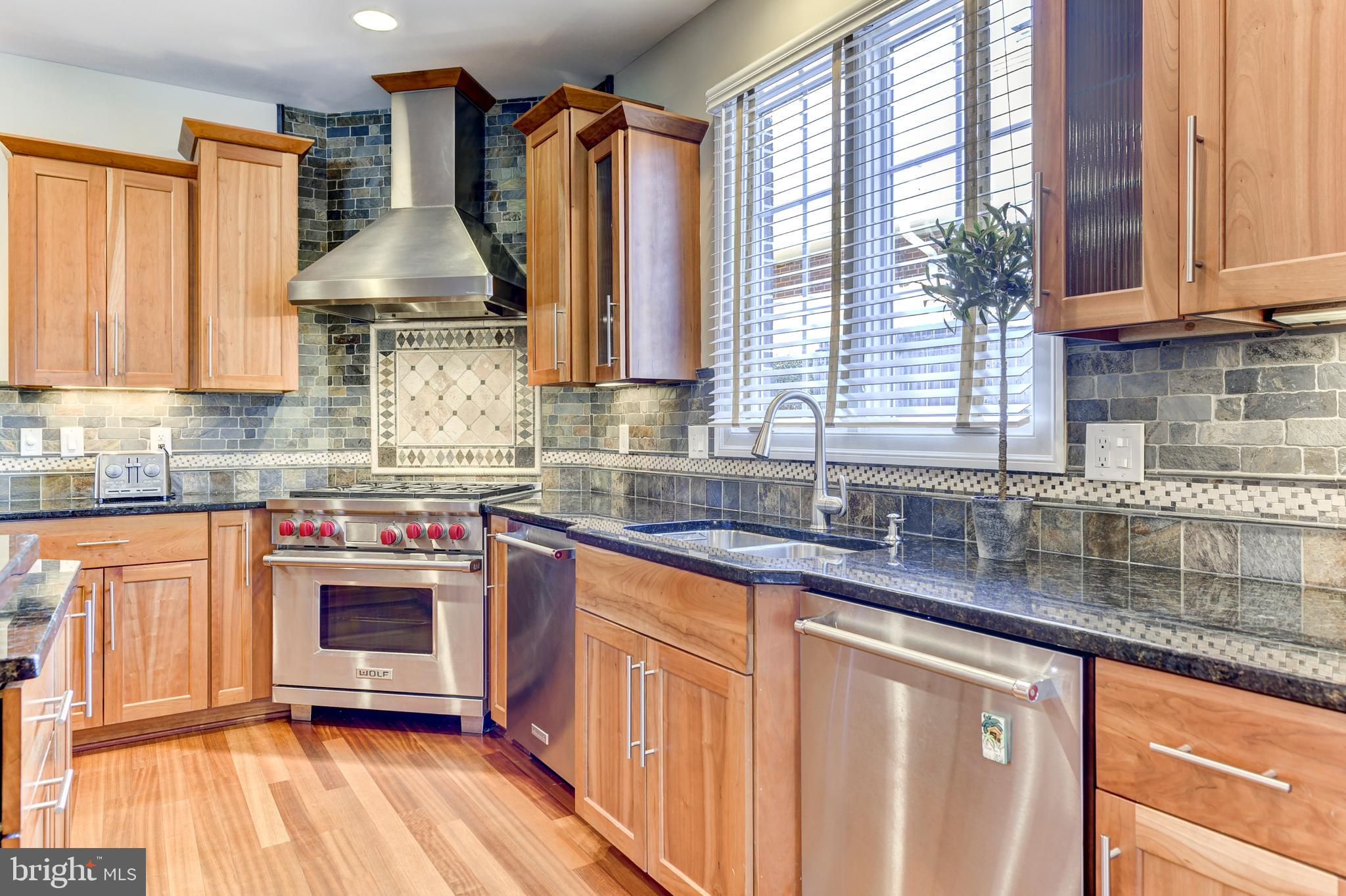 8603 Rayburn Road Bethesda, MD 20817 - Photo 19 of 67 Wonderful natural light!