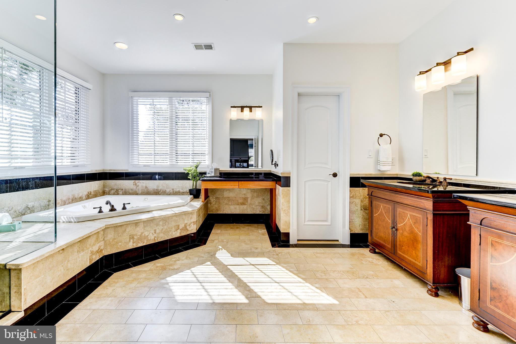 8603 Rayburn Road Bethesda, MD 20817 - Photo 34 of 67 Owner's spa bath