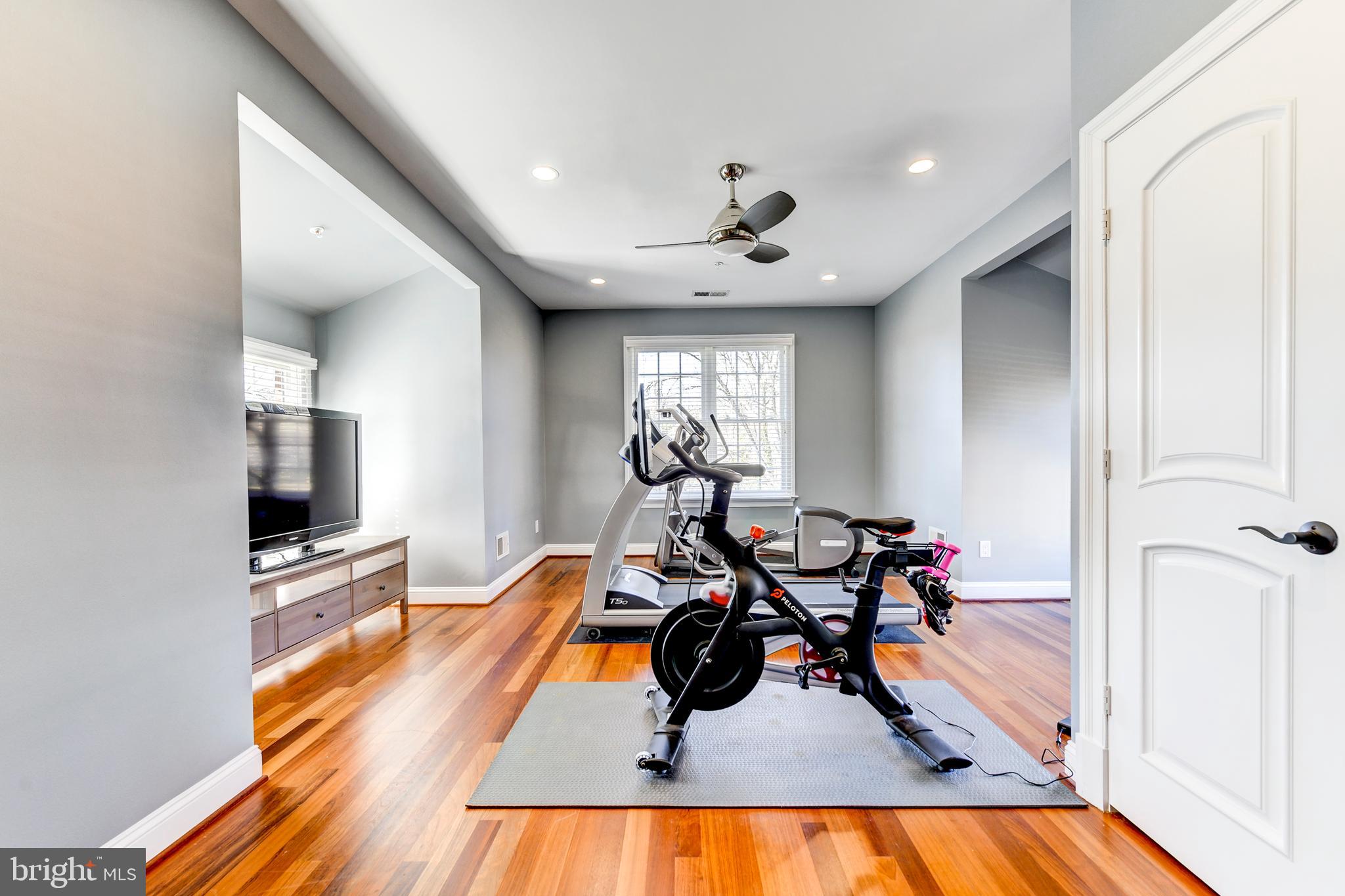8603 Rayburn Road Bethesda, MD 20817 - Photo 48 of 67 Exercise room