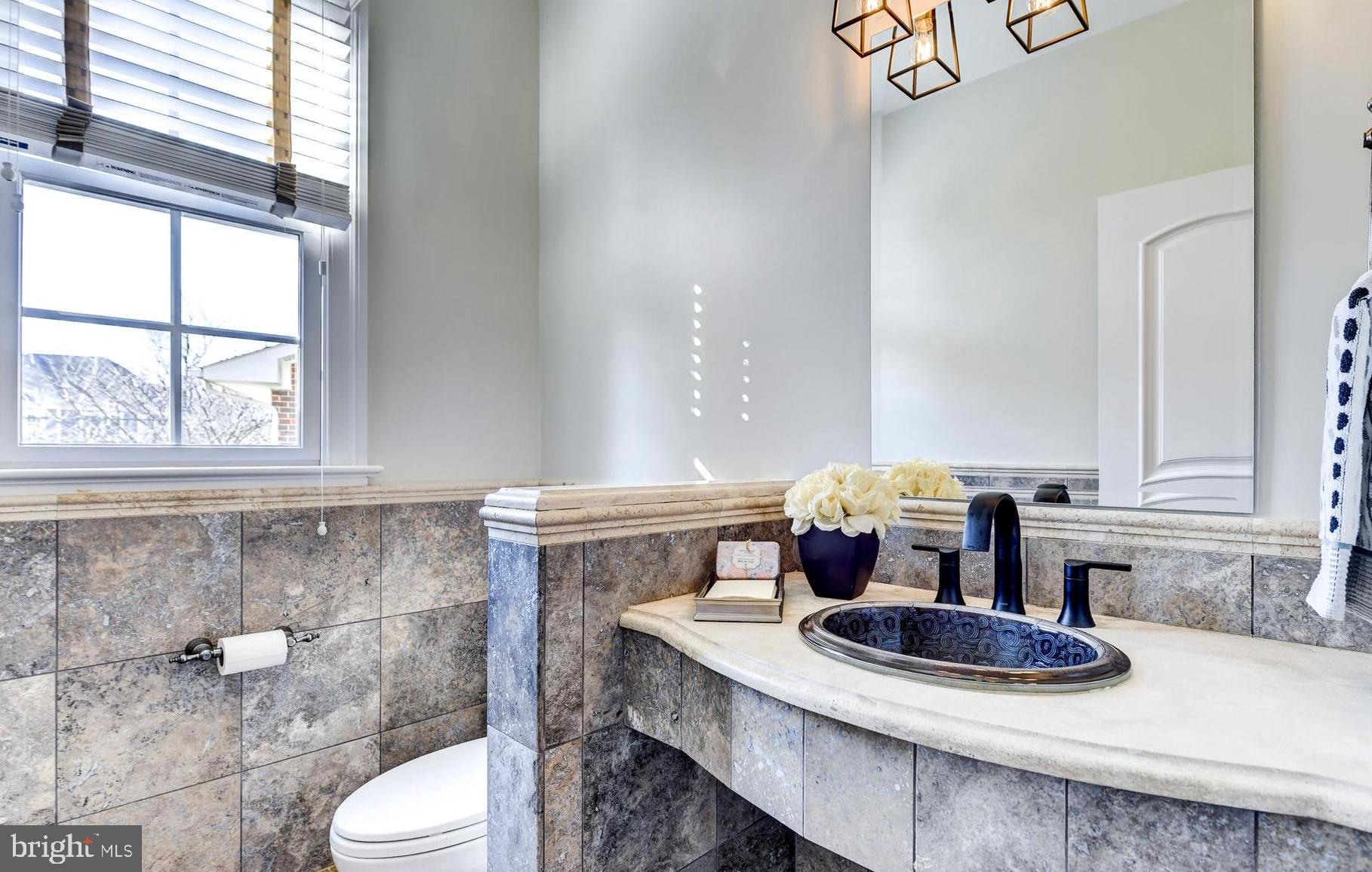 8603 Rayburn Road Bethesda, MD 20817 - Photo 10 of 67 1st floor powder room