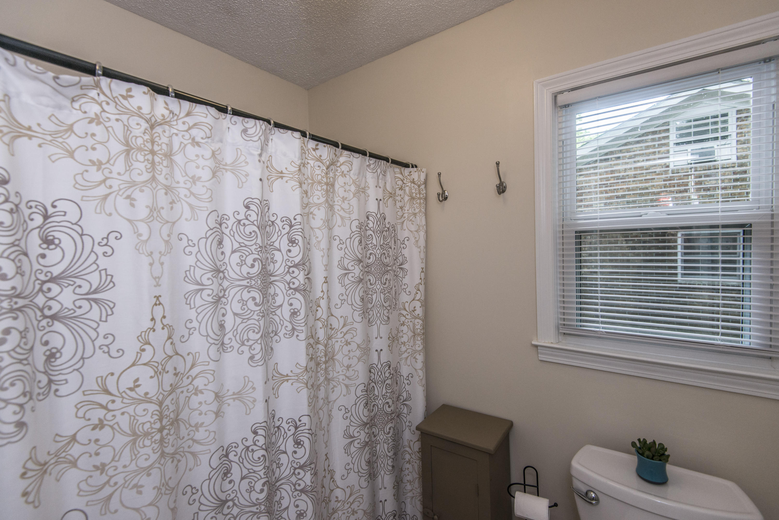 1013 Yeamans Hall Road Hanahan, SC 29410 - Photo 34 of 43 _DSC4074