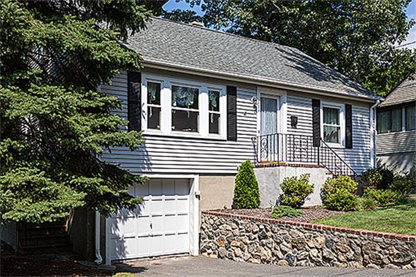 194 Overlook Road Arlington, MA 02474 - Photo 2 of 16