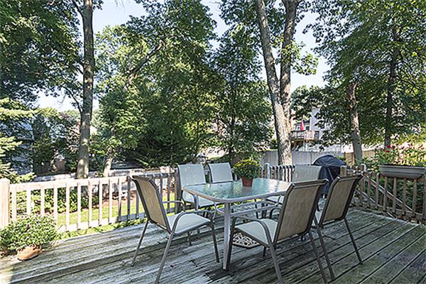 194 Overlook Road Arlington, MA 02474 - Photo 6 of 16