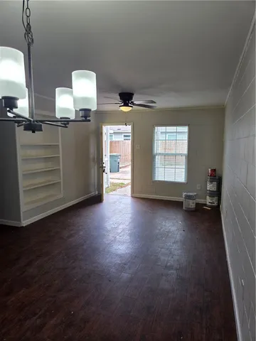 $700 | 309 A Foch Street, Bryan, TX 77801