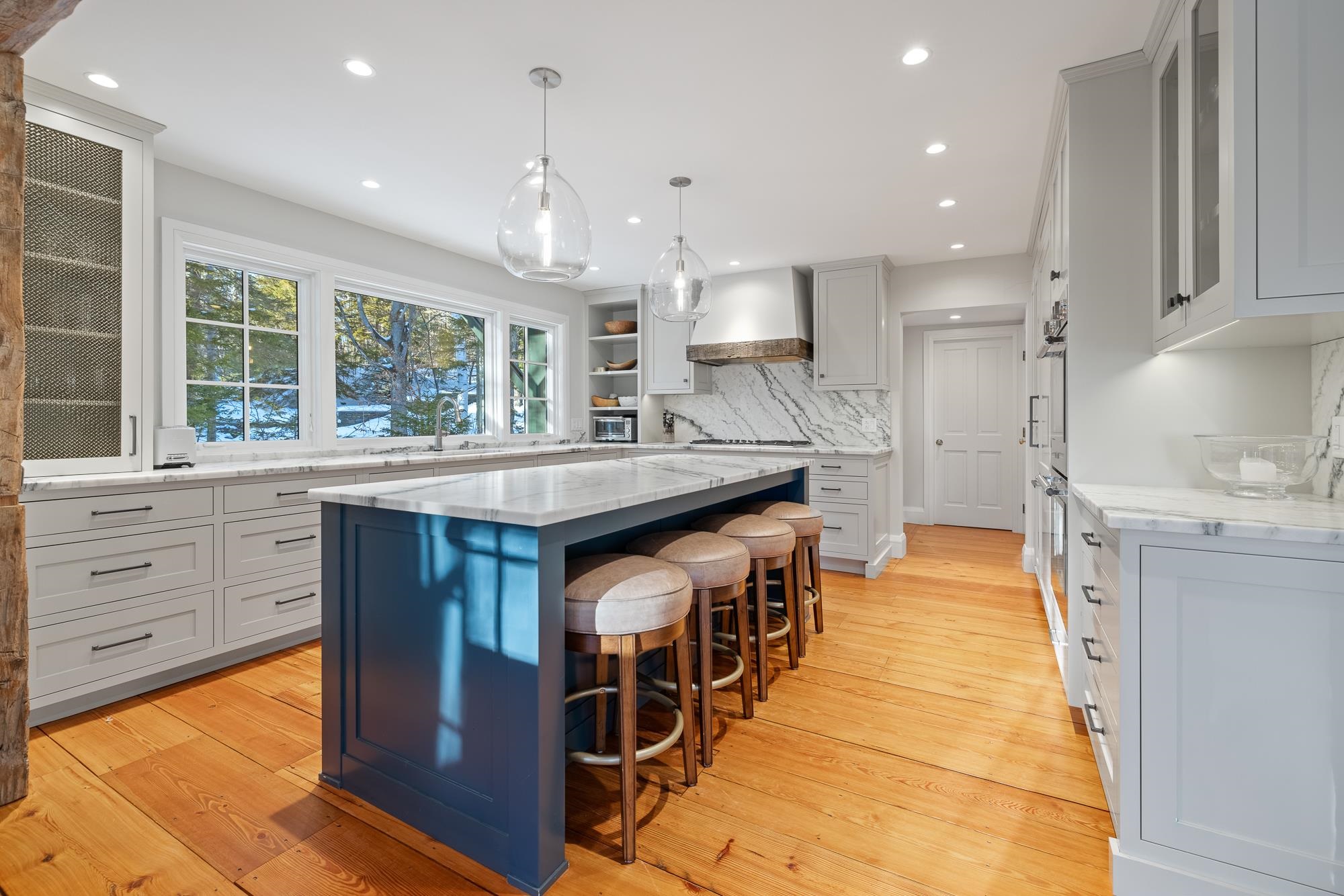 67 High Meadow Road Winhall, VT 05340 - Photo 11 of 57