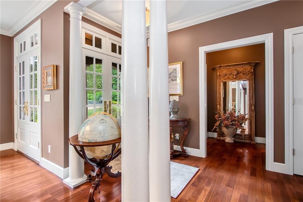 890 Front Road Monaca, PA 15061 - Photo 3 of 24 Gallery Image 3