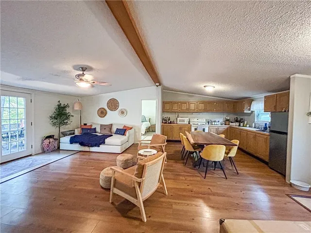 $345,000 | 269 Sugar Lake Drive, Mound City, KS 66056