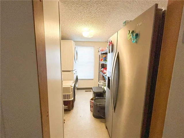 $345,000 | 269 Sugar Lake Drive, Mound City, KS 66056