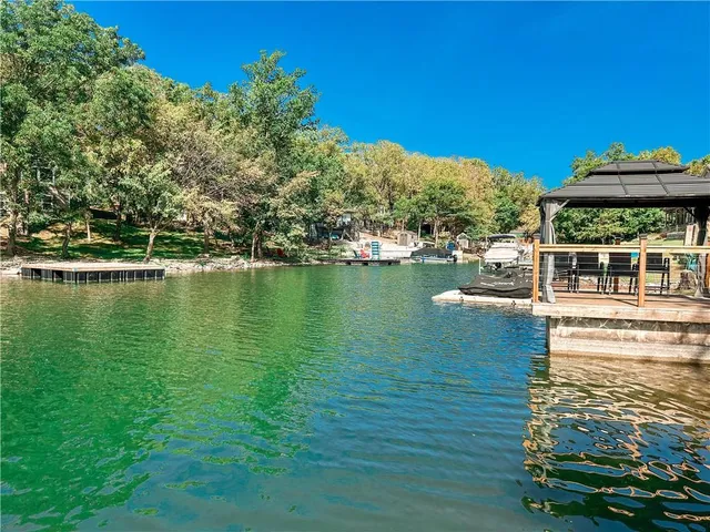 $345,000 | 269 Sugar Lake Drive, Mound City, KS 66056