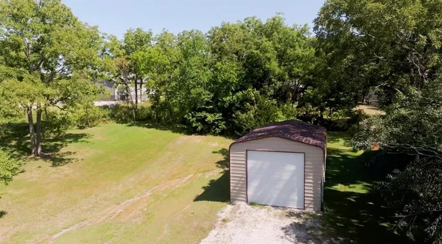 $345,000 | 269 Sugar Lake Drive, Mound City, KS 66056