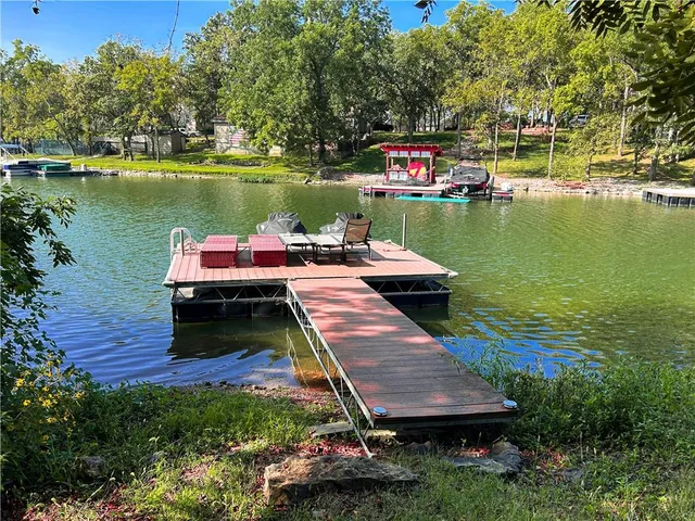 $345,000 | 269 Sugar Lake Drive, Mound City, KS 66056