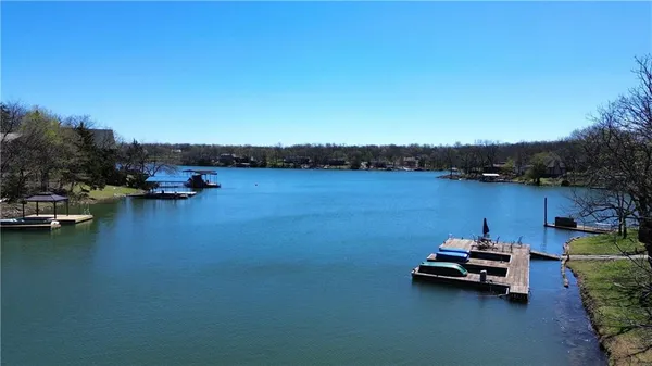 $345,000 | 269 Sugar Lake Drive, Mound City, KS 66056