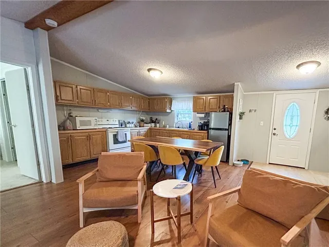 $345,000 | 269 Sugar Lake Drive, Mound City, KS 66056