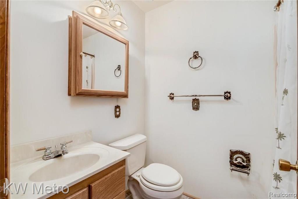 6574 North Gulley Road Dearborn Heights, MI 48127 - Photo 6 of 22
