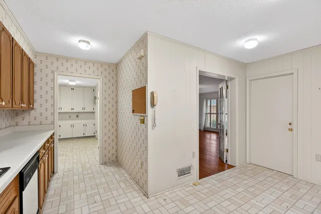 $1,600,000 | 1010 Highway 14, Landrum, SC 29356