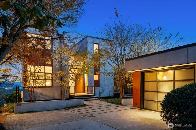 $3,940,000 | 1527 East Howe Street, Seattle, WA 98112