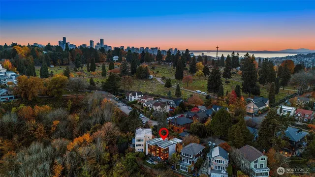 $3,940,000 | 1527 East Howe Street, Seattle, WA 98112