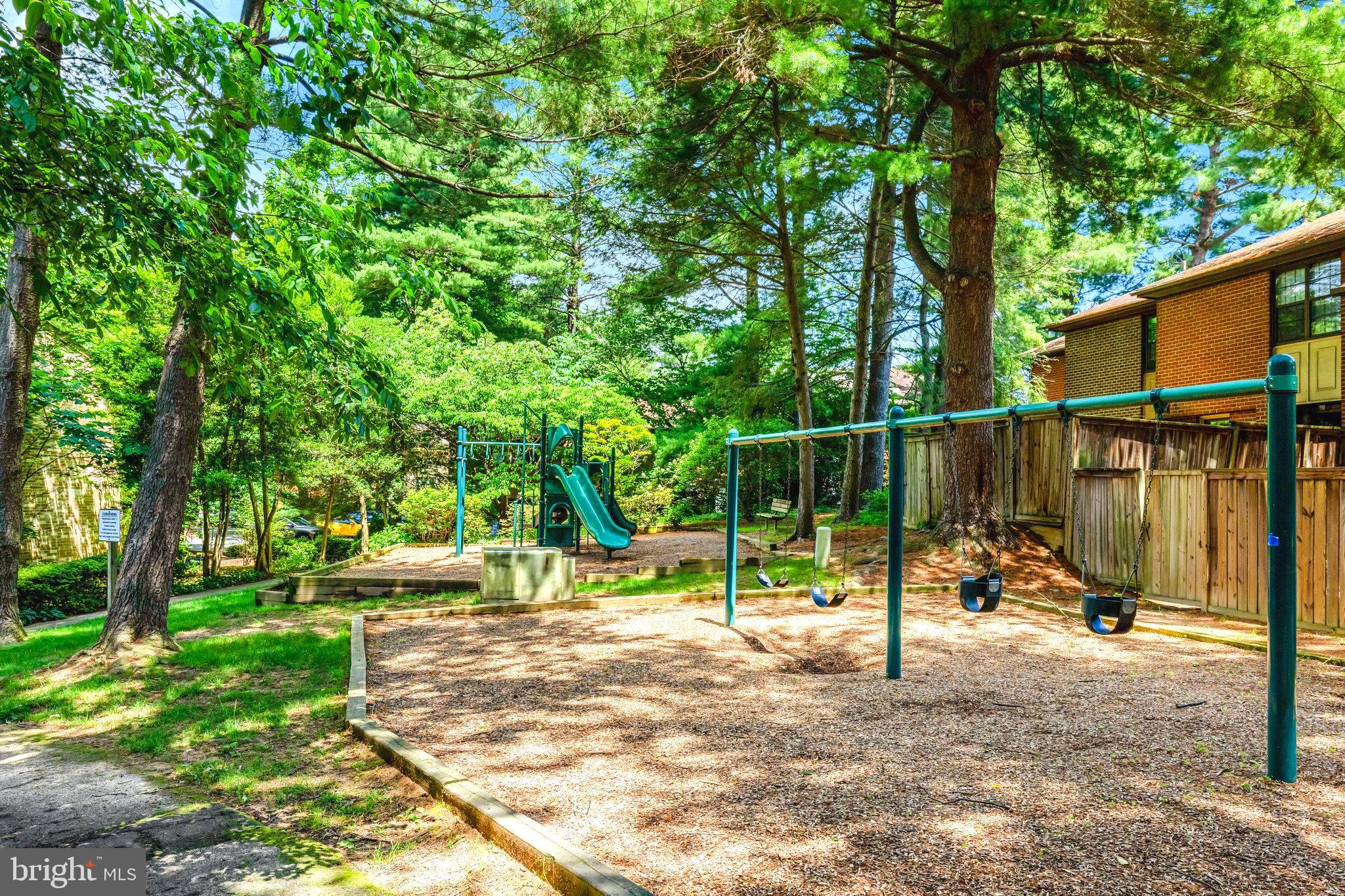 2045 Headlands Circle Reston, VA 20191 - Photo 31 of 32 a view of a park with swings