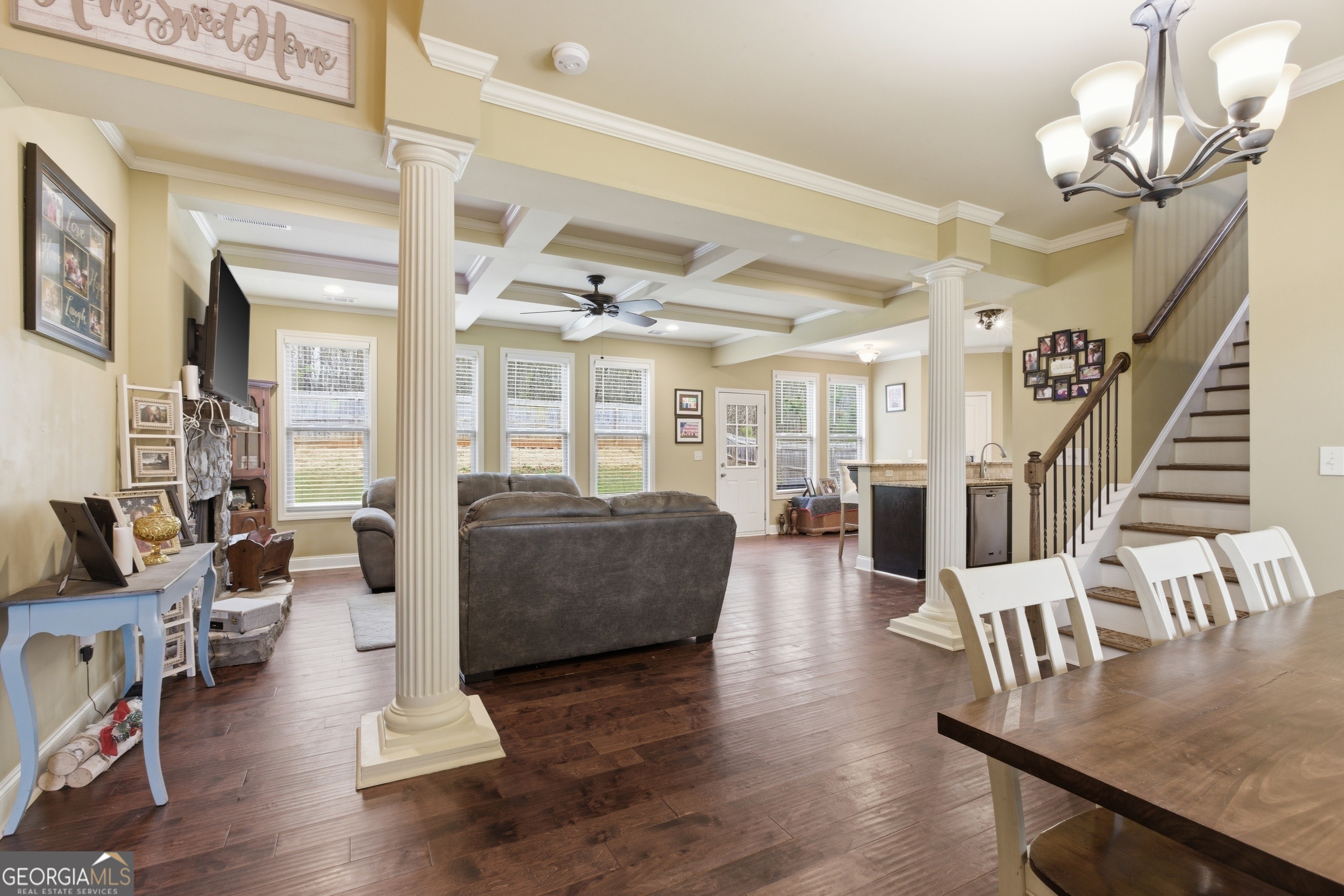 130 Maple Drive Commerce, GA 30529 - Photo 4 of 46