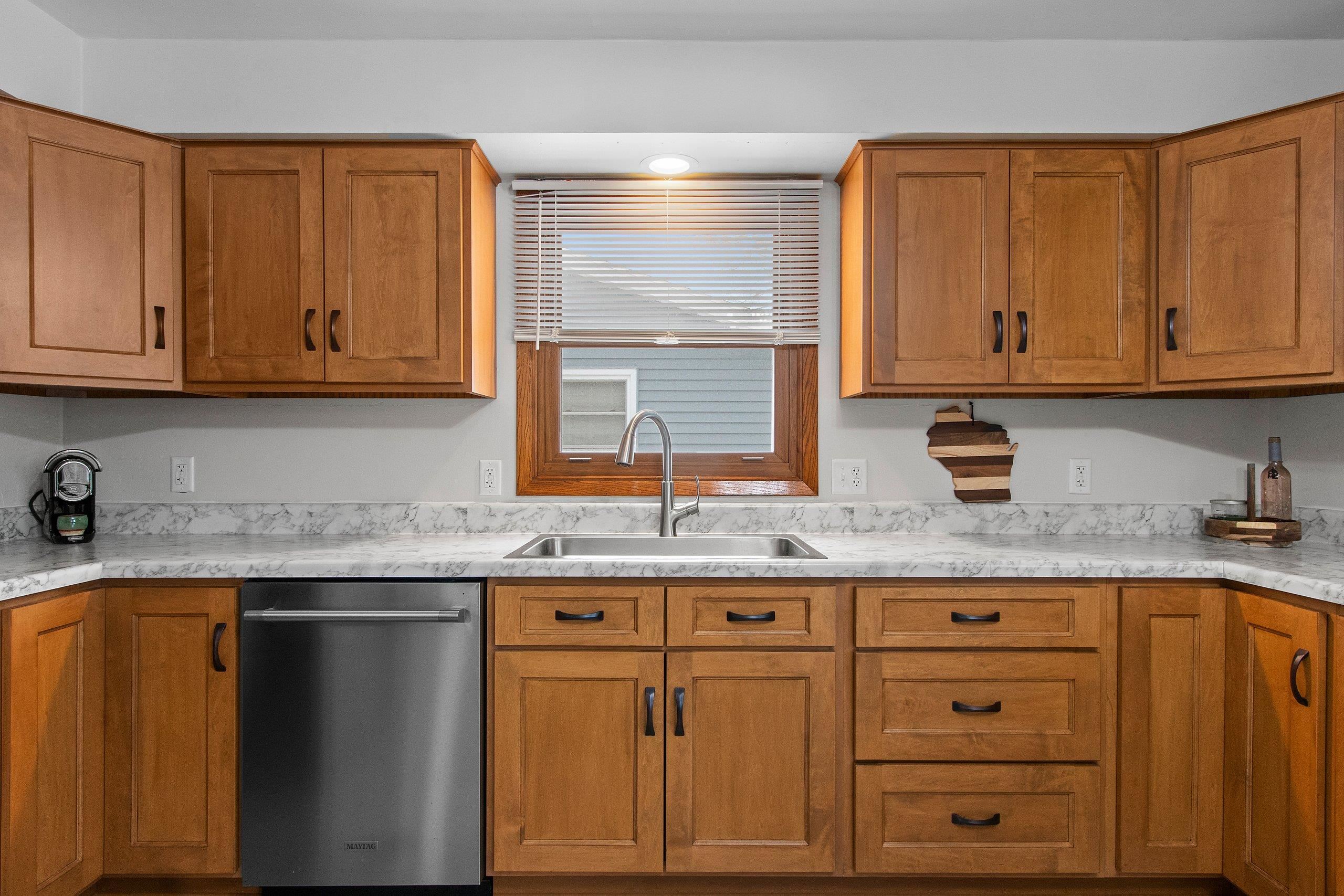 2519 South Eric Drive Appleton, WI 54915 - Photo 13 of 58