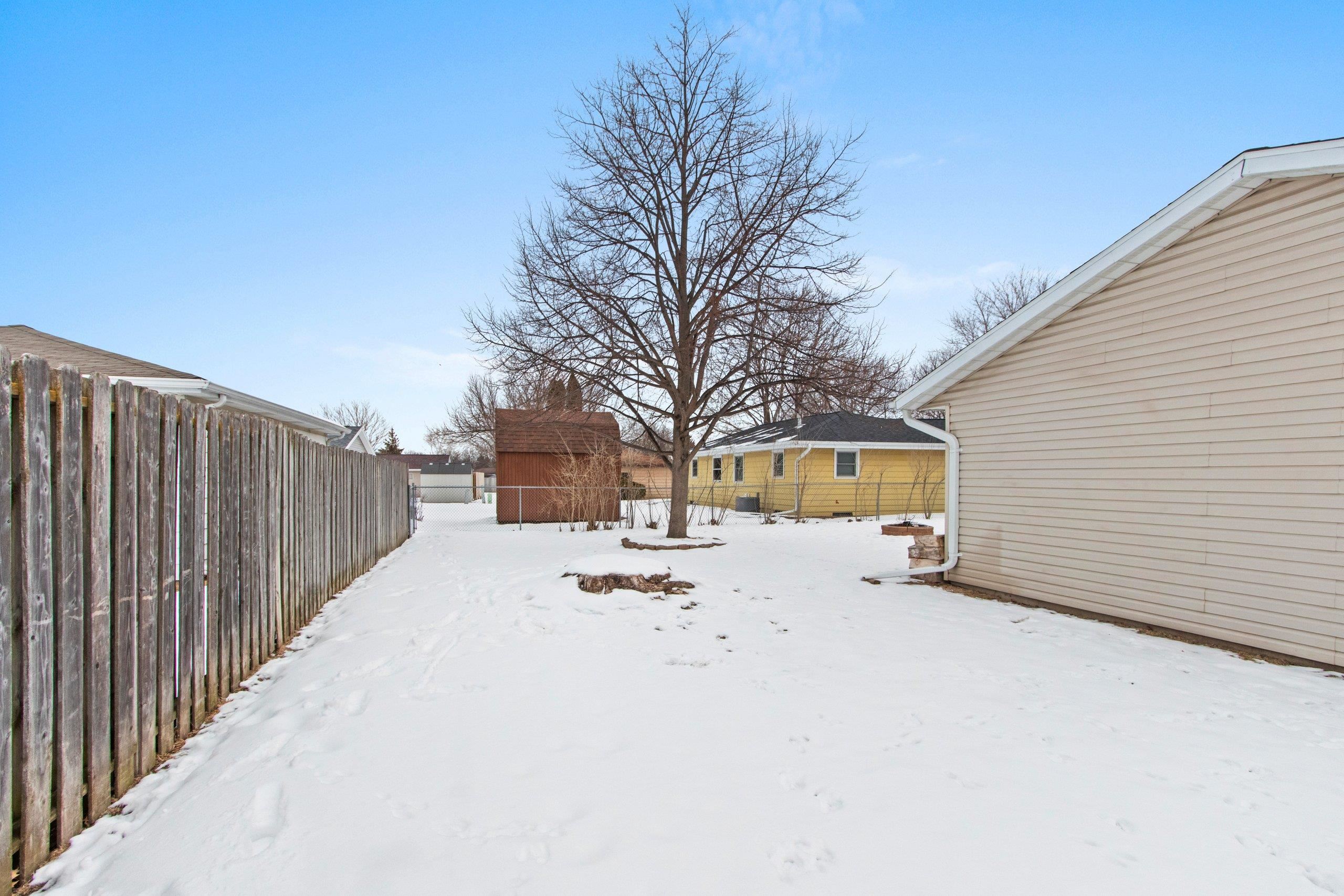 2519 South Eric Drive Appleton, WI 54915 - Photo 43 of 58