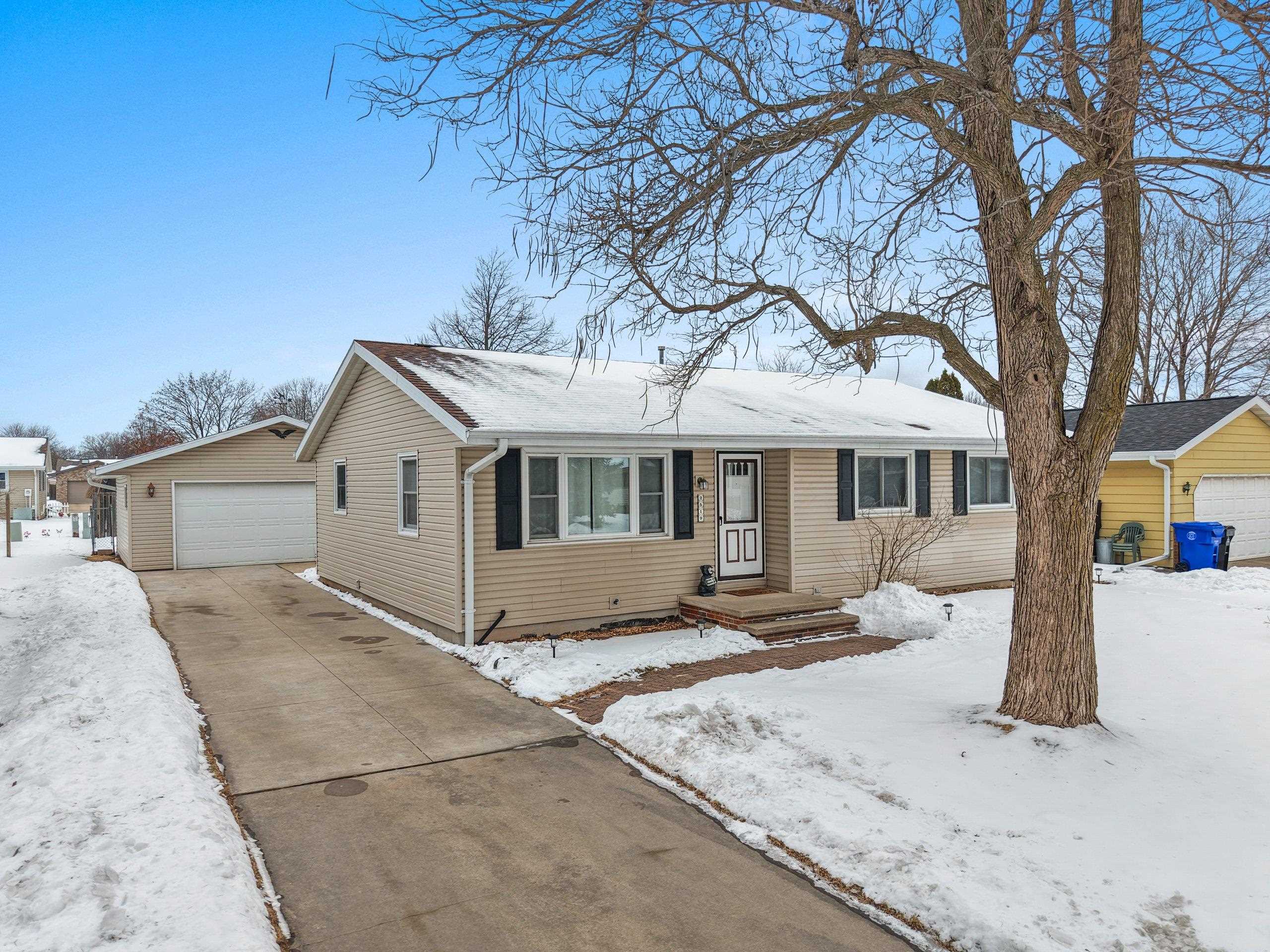 2519 South Eric Drive Appleton, WI 54915 - Photo 44 of 58