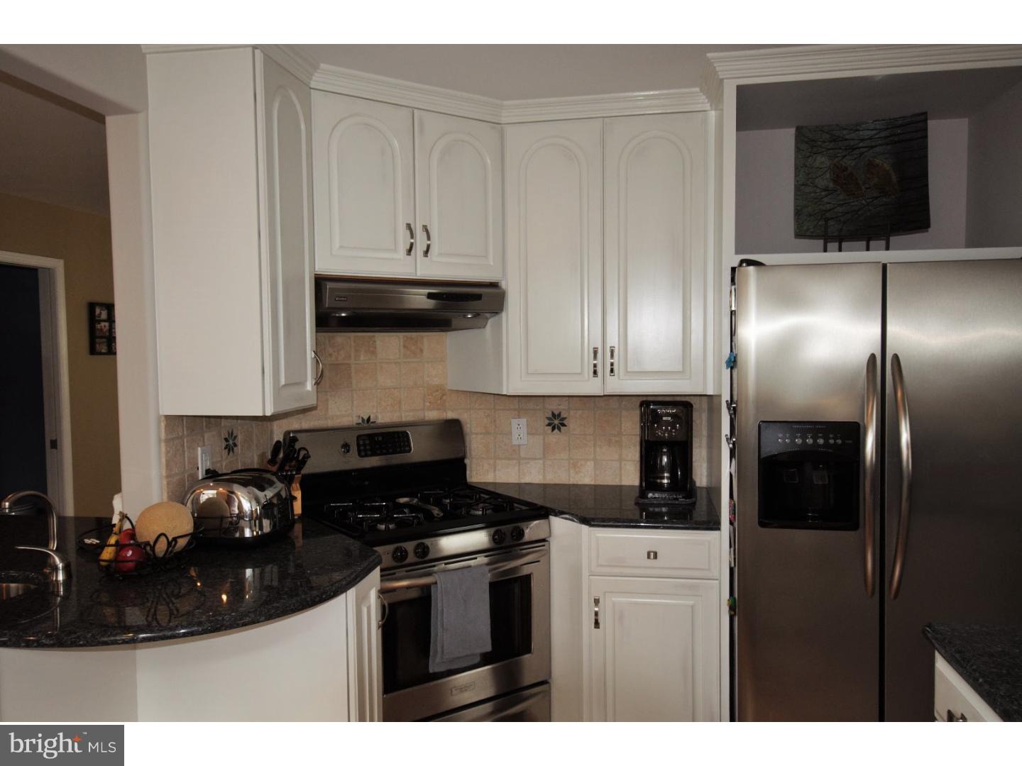 96 South Rolling Road Springfield, PA 19064 - Photo 3 of 25