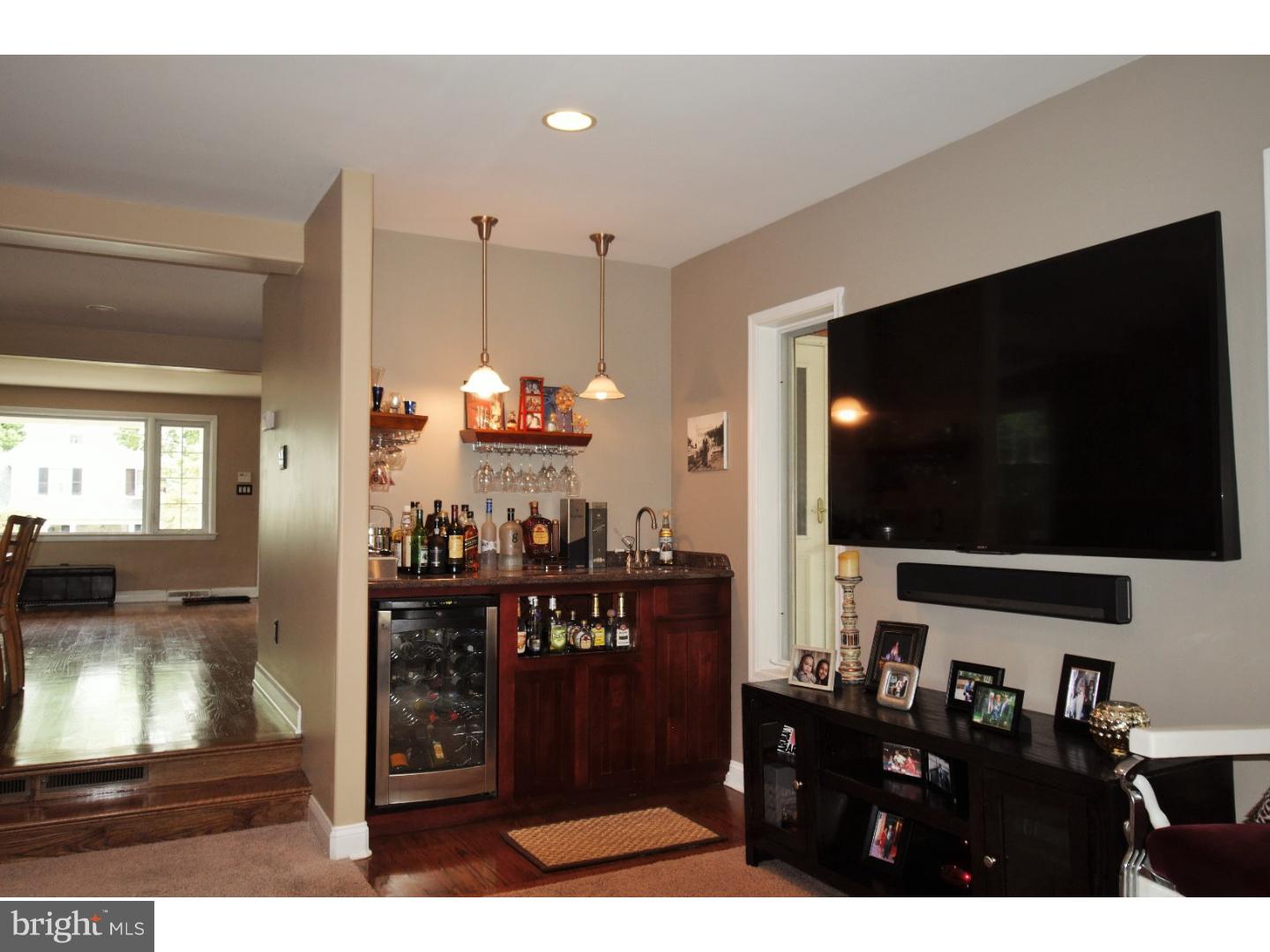 96 South Rolling Road Springfield, PA 19064 - Photo 9 of 25 Family Room