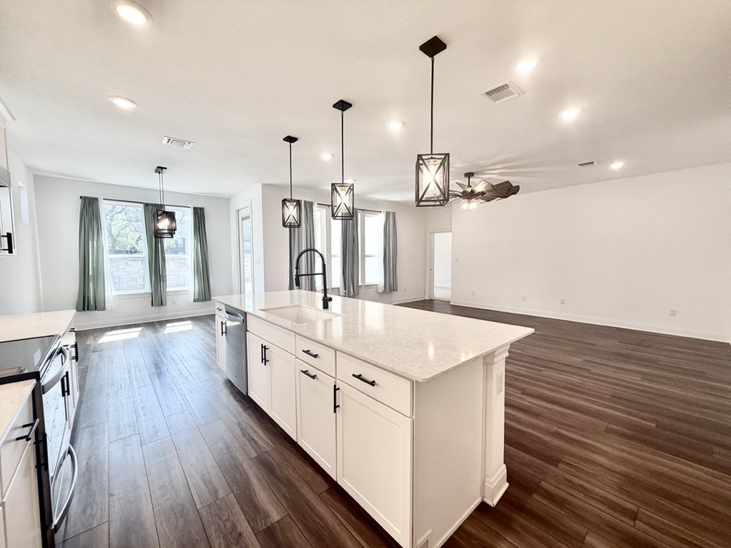 125 Slenderleaf Drive Marble Falls, TX 78654 - Photo 5 of 30 Open Living/Kitchen/Dining