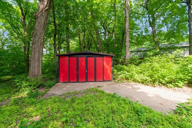 $350,000 | 2584 County Road 33 Southeast, Buffalo, MN 55313