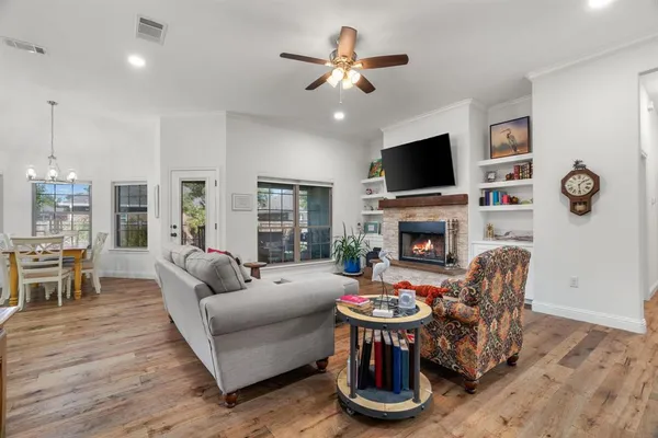 $315,000 | 949 Avagail Avenue, Springtown, TX 76082