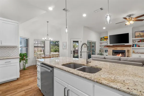 $315,000 | 949 Avagail Avenue, Springtown, TX 76082