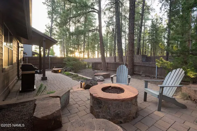 $770,000 | 2860 West Pico Del Monte Circle, Flagstaff, AZ 86001