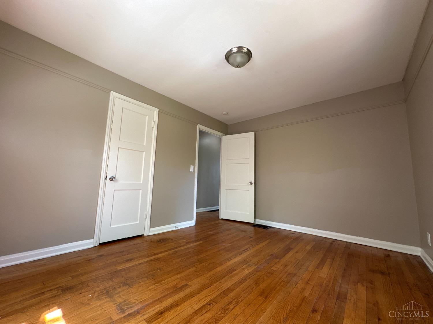 8070 Daly Road Cincinnati, OH 45224 - Photo 11 of 16